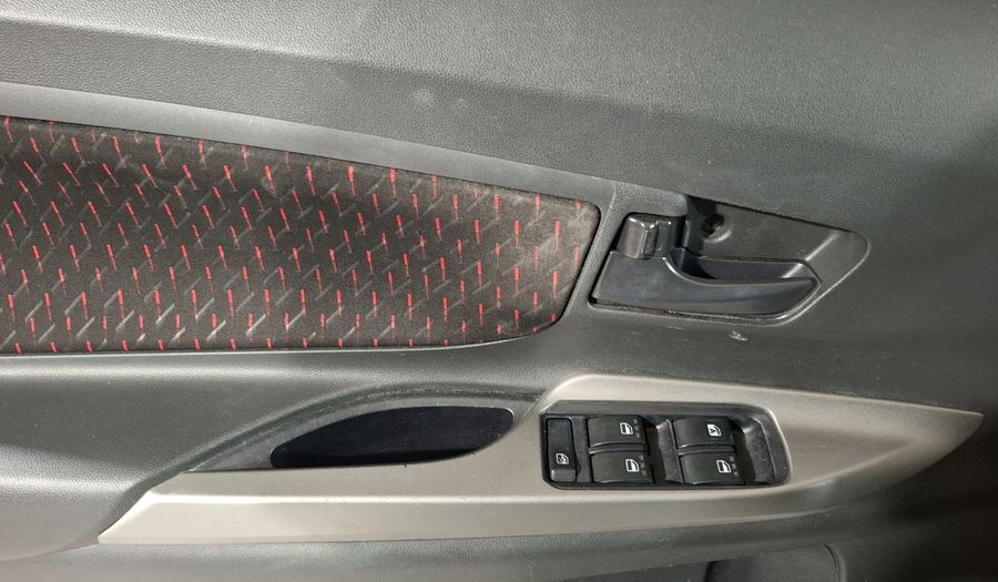 Toyota Avanza 1.5 LE Minivan 2020