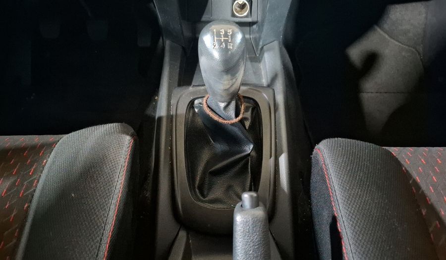 Toyota Avanza 1.5 LE Minivan 2020