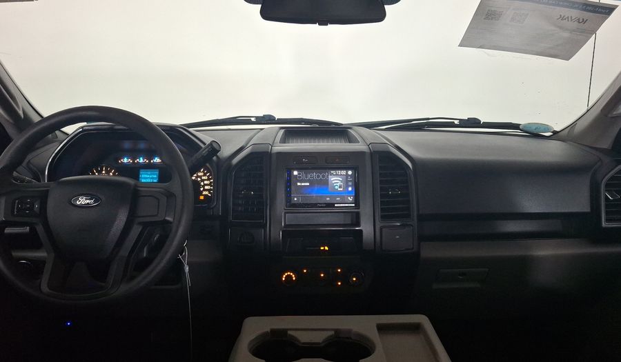 Ford F-150 3.5 XL CREW CAB 4X2 V6 AT Pickup 2016