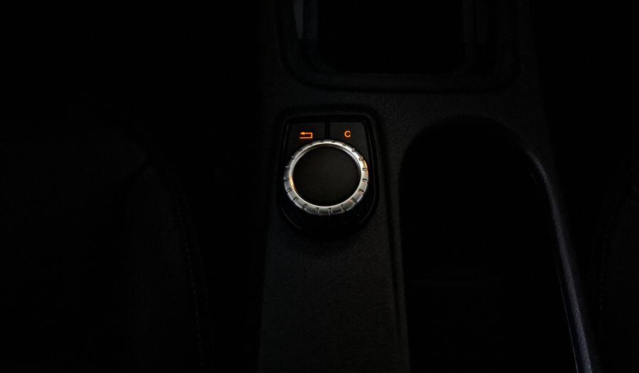 Mercedes Benz Clase Gla 1.6 GLA 180 CGI Suv 2016