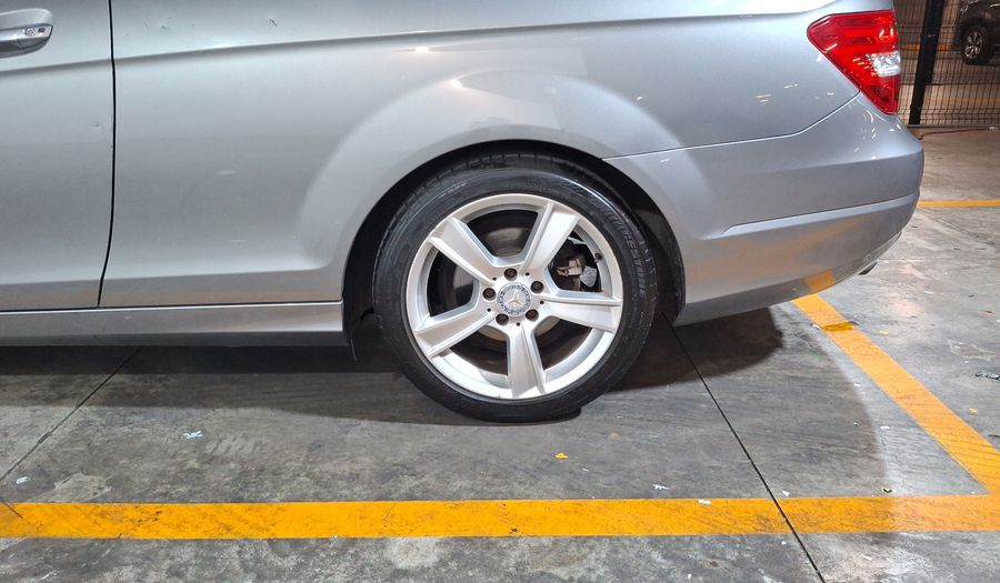 Mercedes Benz Clase C 1.6 180 CGI AT Coupe 2013