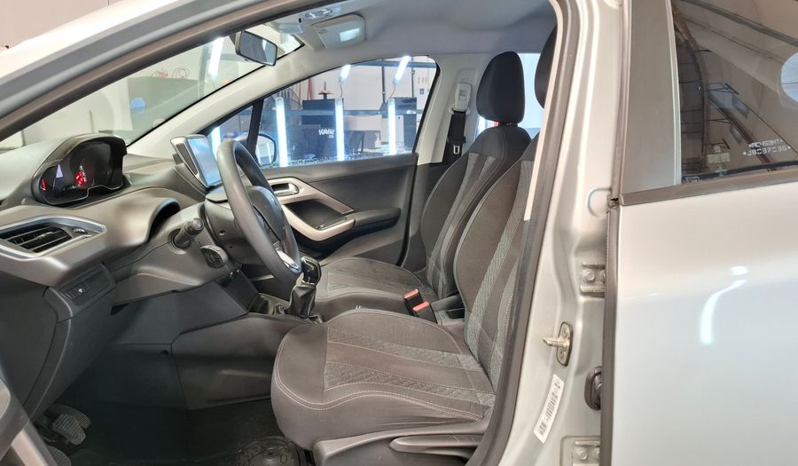 Peugeot 208 1.6 ALLURE Hatchback 2018