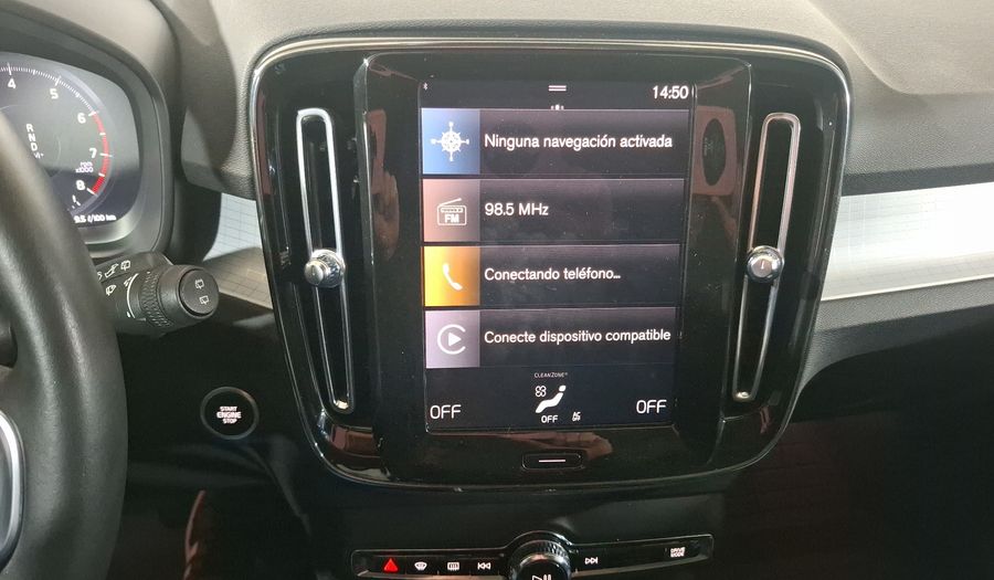 Volvo Xc40 2.0 T4 MOMENTUM AUTO Suv 2021