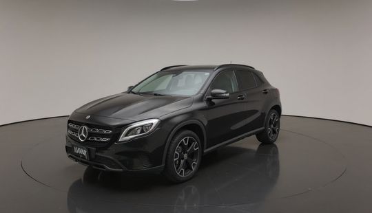Mercedes Benz • GLA 200