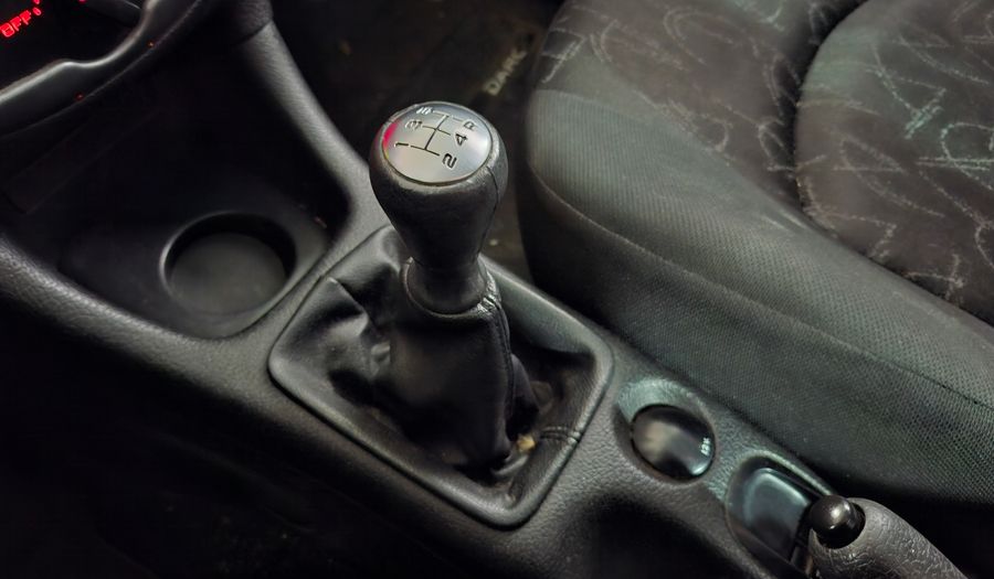 Peugeot 206 1.4 GENERATION Hatchback 2011