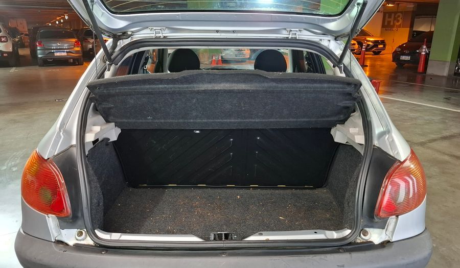 Peugeot 206 1.4 GENERATION Hatchback 2011