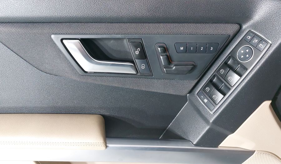 Mercedes Benz Clase Glk 3.0 GLK 300 OFF ROAD 4WD AT Suv 2012