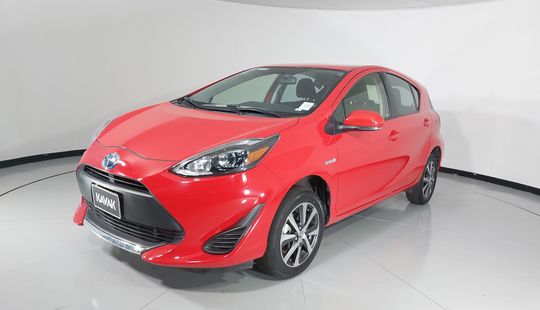 Toyota • Prius C