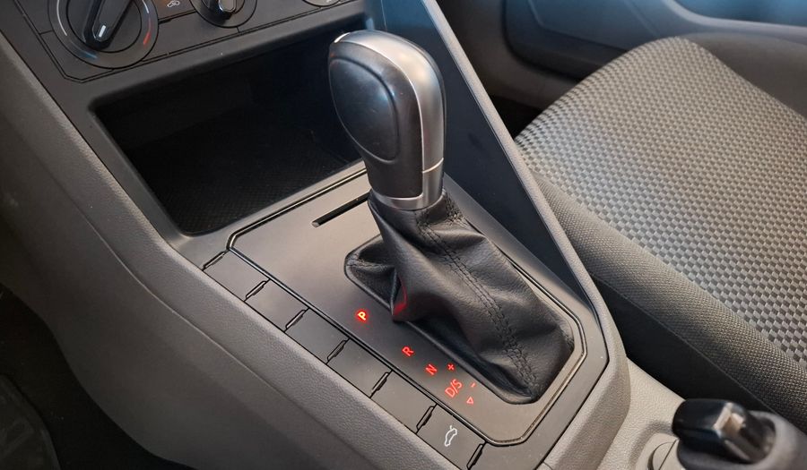 Volkswagen Polo 1.6 MSI TRENDLINE AT Hatchback 2018