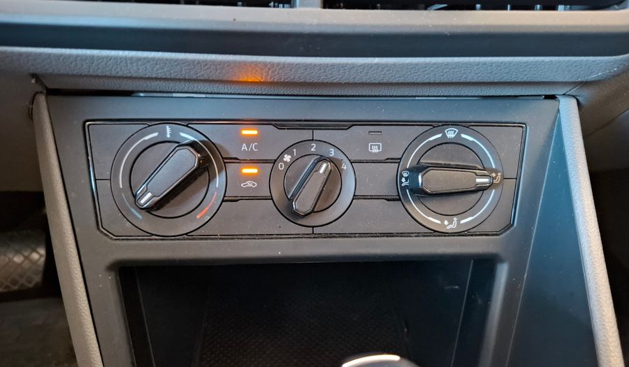 Volkswagen Polo 1.6 MSI TRENDLINE AT Hatchback 2018