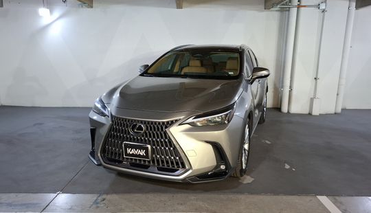 Lexus • NX