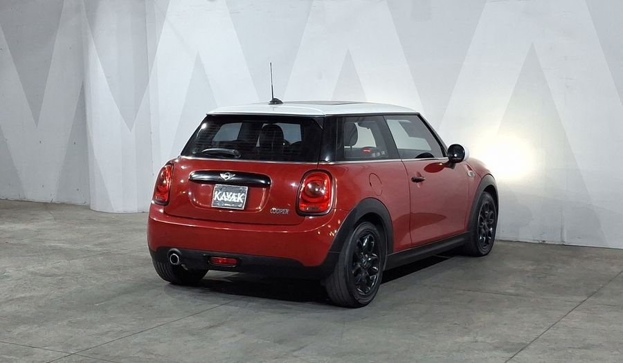 Mini Cooper 1.5 COOPER CHILI AT Hatchback 2015