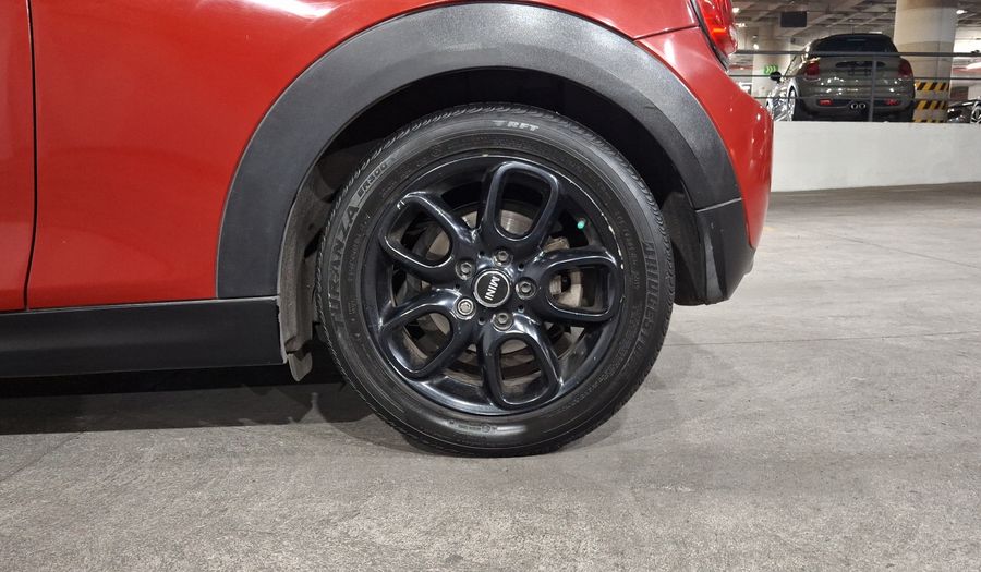 Mini Cooper 1.5 COOPER CHILI AT Hatchback 2015