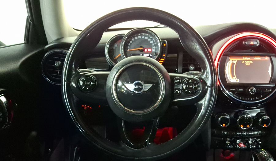 Mini Cooper 1.5 COOPER CHILI AT Hatchback 2015