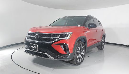 Volkswagen • Taos