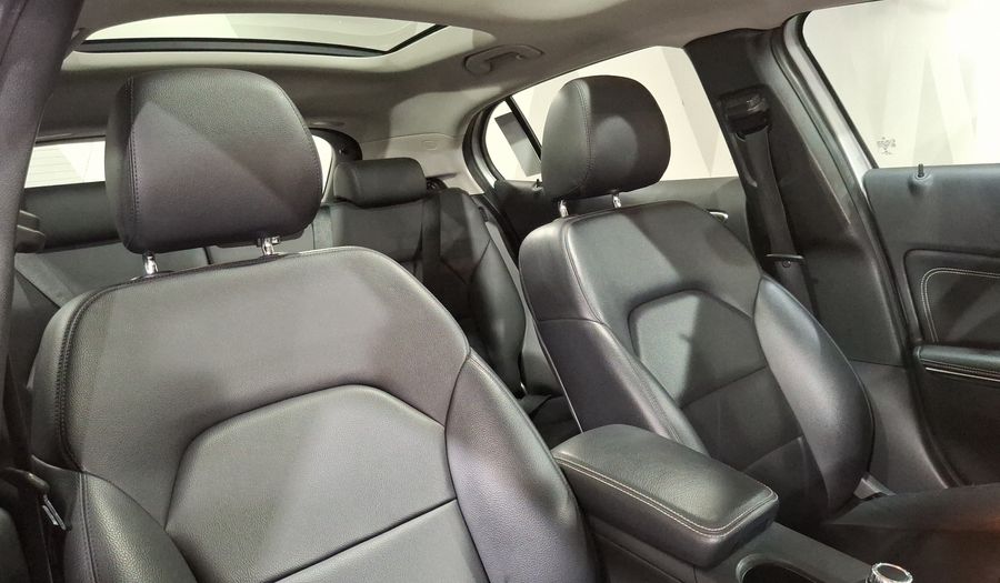 Mercedes Benz Clase Gla 1.6 GLA 200 CGI SPORT Suv 2014