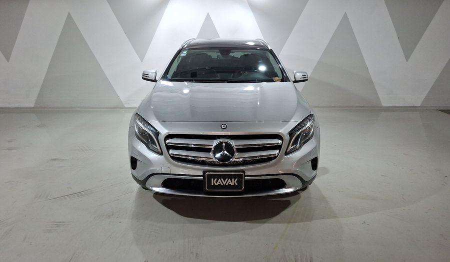 Mercedes Benz Clase Gla 1.6 GLA 200 CGI SPORT Suv 2014