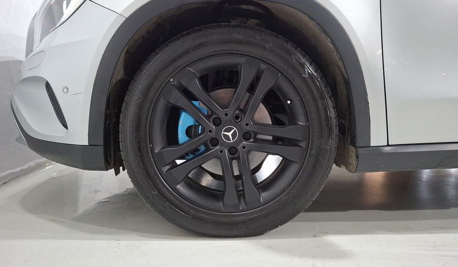 Mercedes Benz Clase Gla 1.6 GLA 200 CGI SPORT Suv 2014