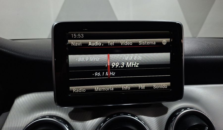 Mercedes Benz Clase Gla 1.6 GLA 200 CGI SPORT Suv 2014