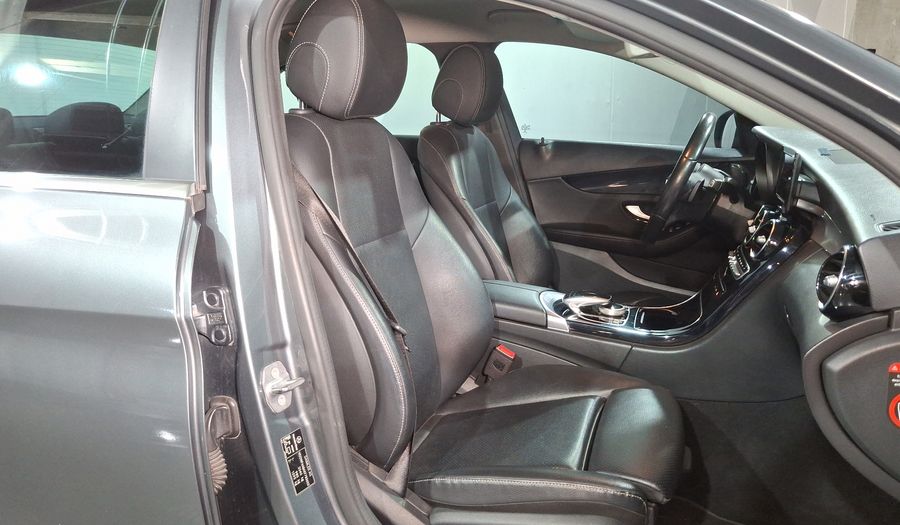 Mercedes Benz Clase C 1.6 180 AUTO Sedan 2019