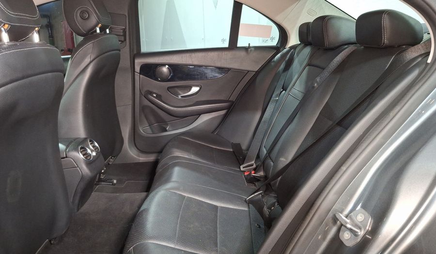 Mercedes Benz Clase C 1.6 180 AUTO Sedan 2019