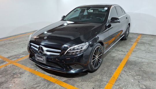 Mercedes Benz • Clase C