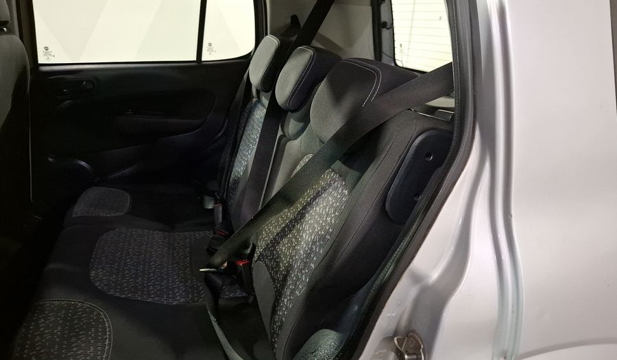 Fiat Uno 1.4 LIKE Hatchback 2017