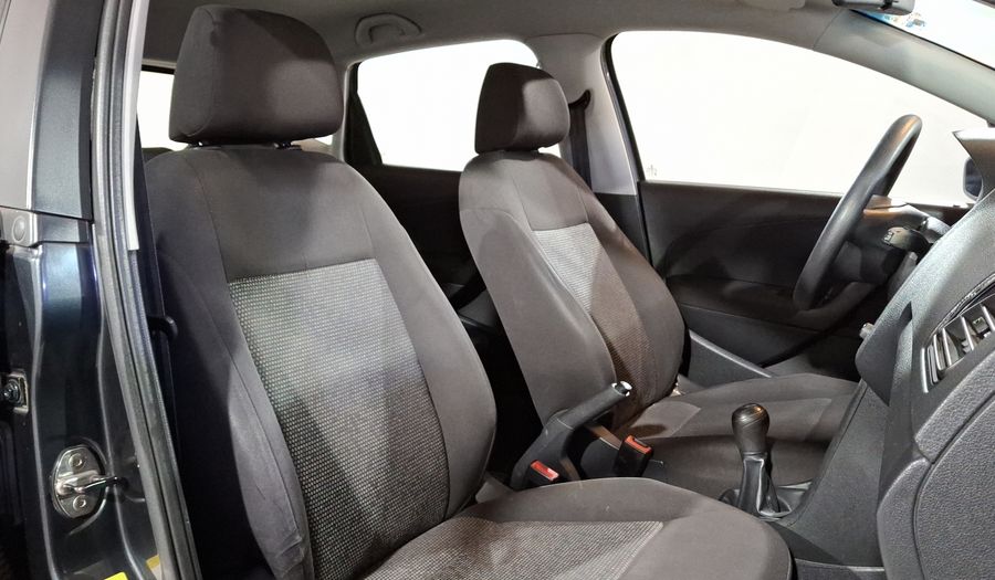 Volkswagen Polo 1.6 STARTLINE Hatchback 2019