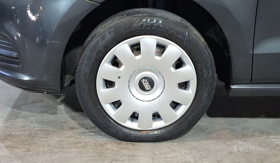 Volkswagen Polo 1.6 STARTLINE Hatchback 2019