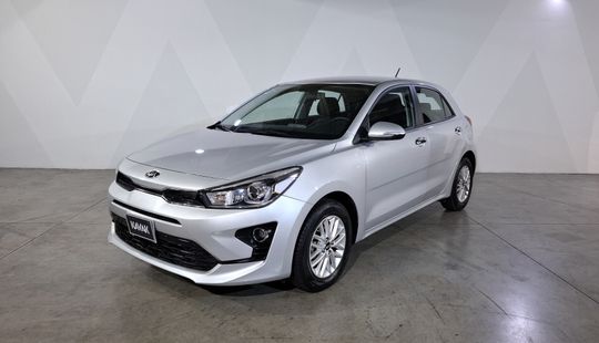 Kia • Rio