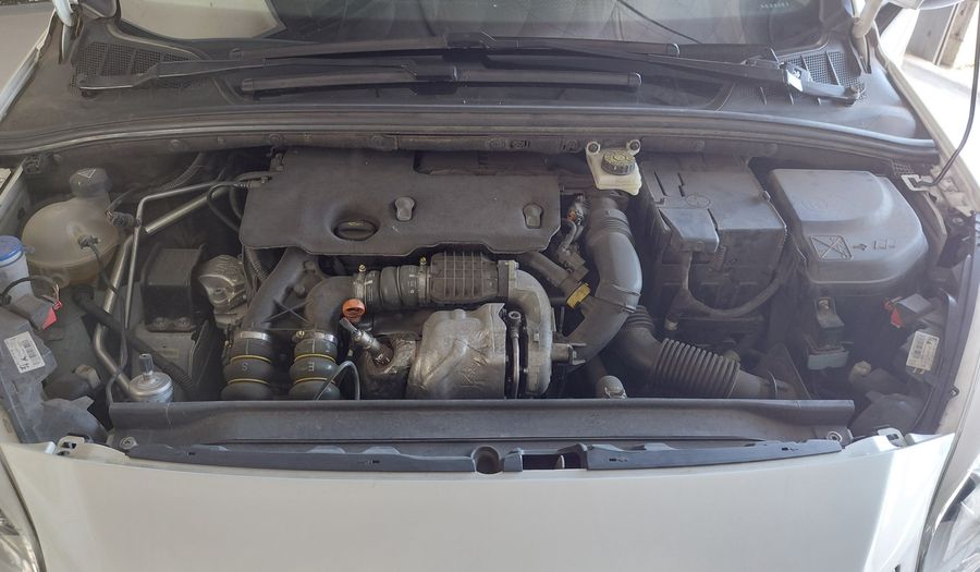 Peugeot 408 1.6 HDI ALLURE PACK Sedan 2019