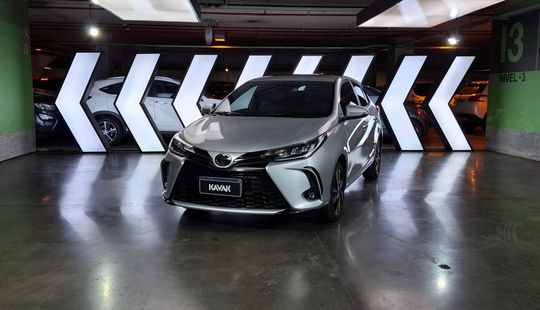 Toyota • Yaris