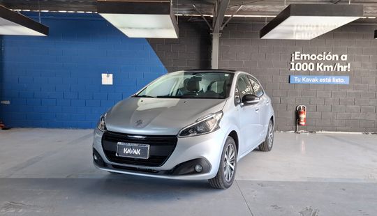 Peugeot • 208