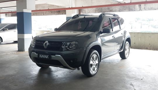 Renault • Duster