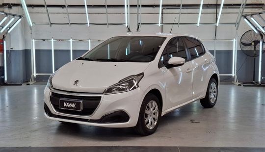Peugeot • 208