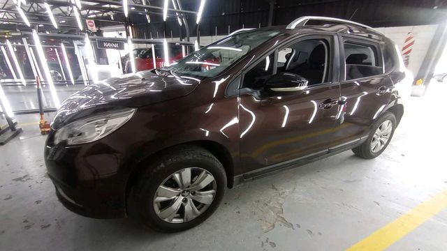 Peugeot • 2008
