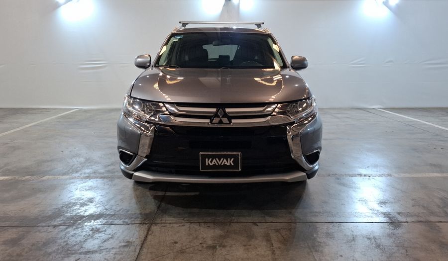 Mitsubishi Outlander 2.4 ES Suv 2016