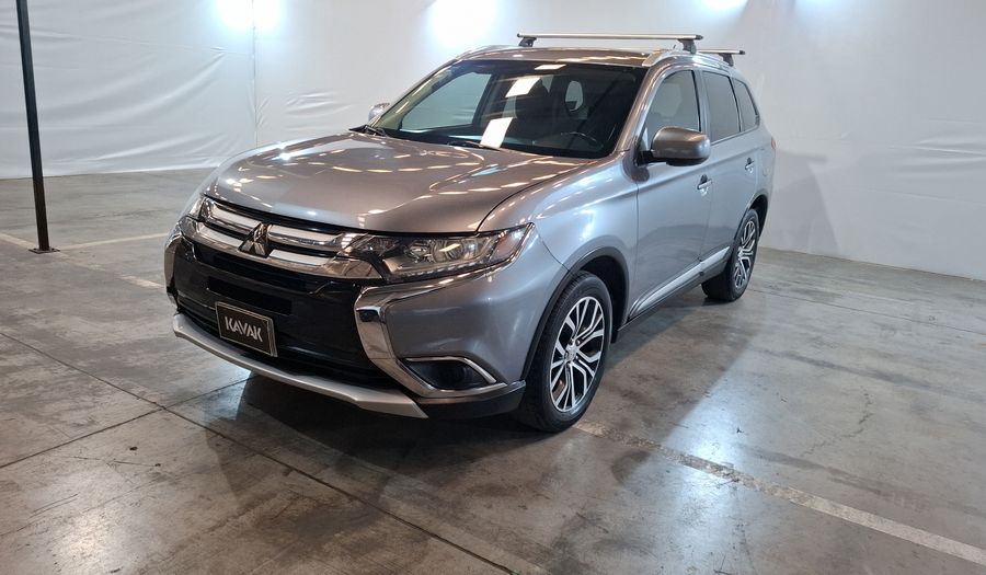 Mitsubishi Outlander 2.4 ES Suv 2016
