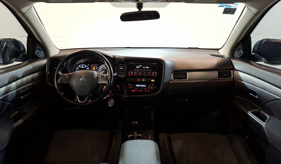 Mitsubishi Outlander 2.4 ES Suv 2016