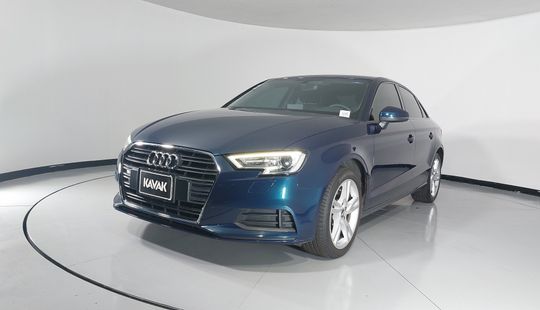 2019 • 60,320 km • Automático