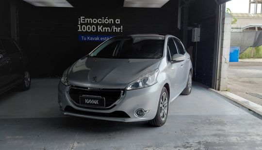 Peugeot • 208