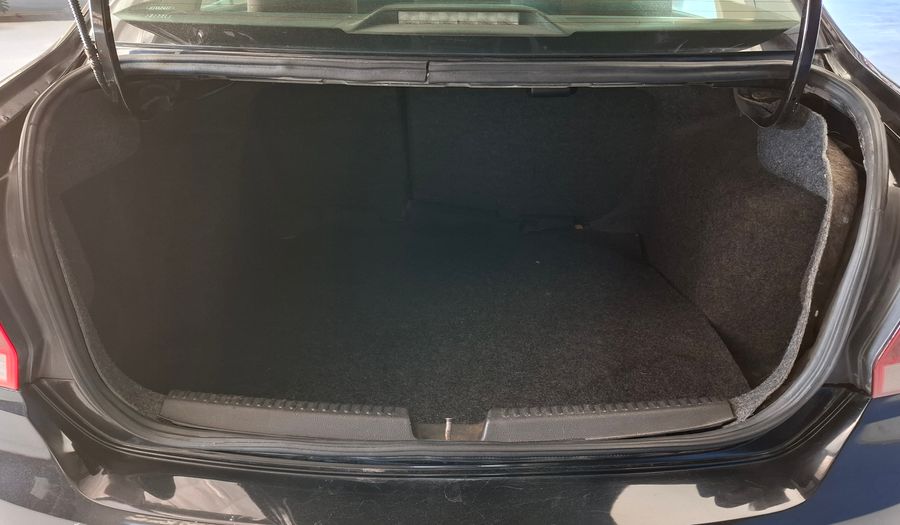 Volkswagen Polo 1.6 COMFORTLINE Sedan 2018