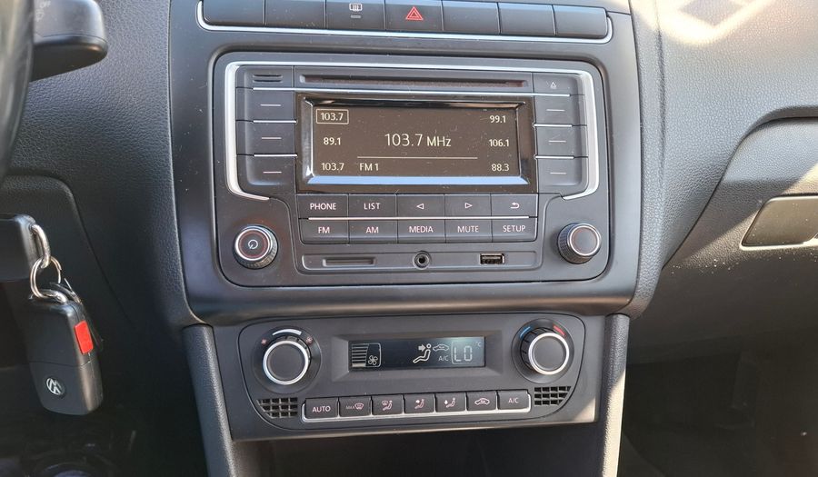 Volkswagen Polo 1.6 COMFORTLINE Sedan 2018