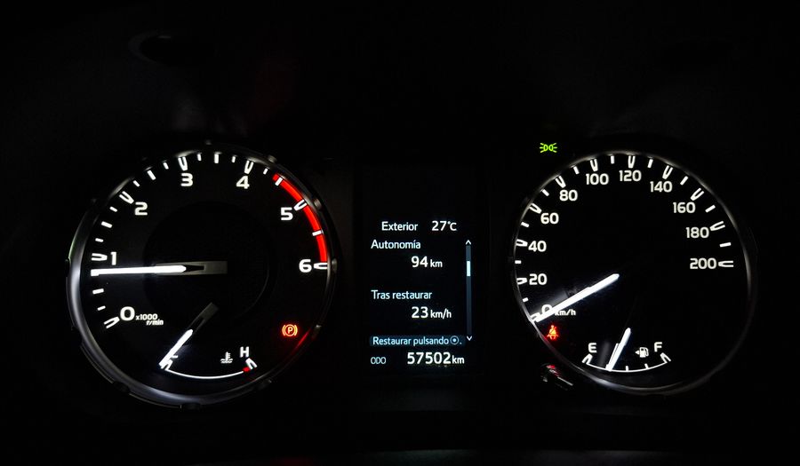 Toyota Hilux 2.8 TDI SR 4WD C/D Pickup 2021