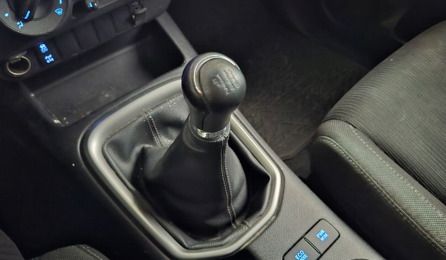 Toyota Hilux 2.8 TDI SR 4WD C/D Pickup 2021