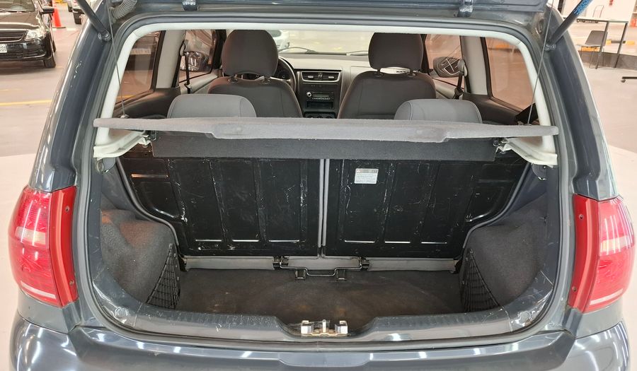 Volkswagen Fox 1.6 TRENDLINE Hatchback 2011