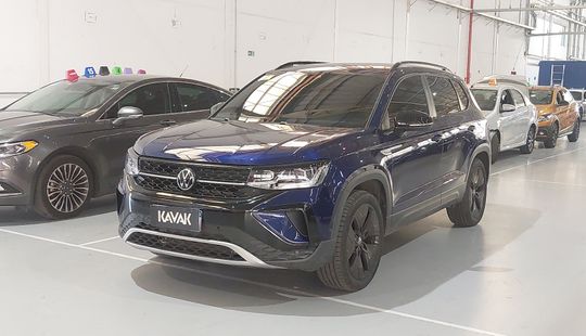 Volkswagen • Taos
