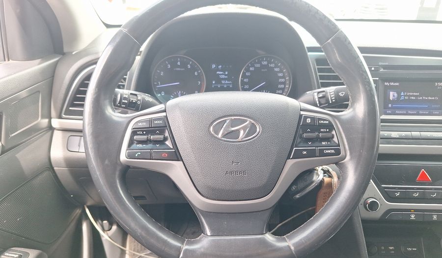 Hyundai Elantra 1.6 AUTO GLS 2AB AC ABS Sedan 2017
