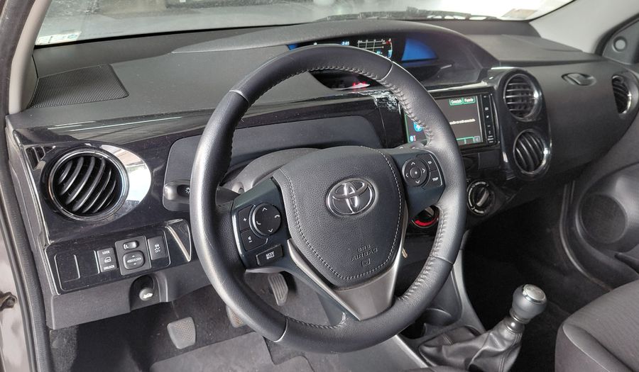 Toyota Etios 1.5 XLS Hatchback 2018