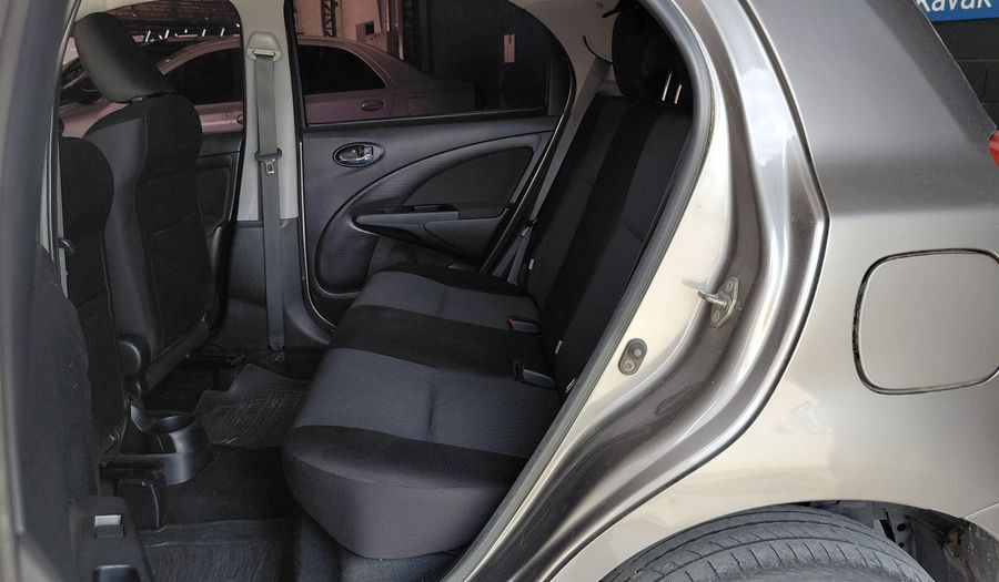 Toyota Etios 1.5 XLS Hatchback 2018